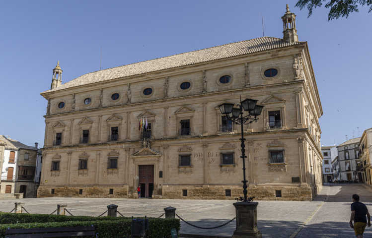Jaén - Úbeda 008 - palacio Vázquez de Molina.jpg